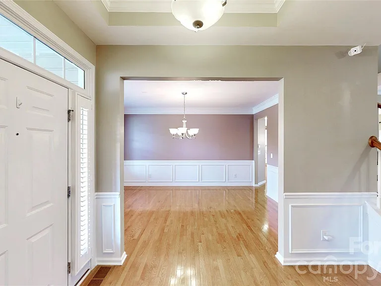 1505 Aringill Ln — Photo 4