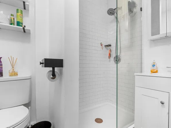 4308 Grand Avenue image 3 of 8