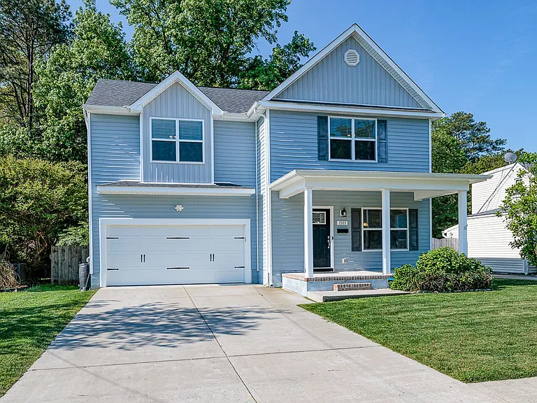 1311 Sunset Dr — Photo 2