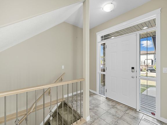 3rd image of 3 Orleans Ct