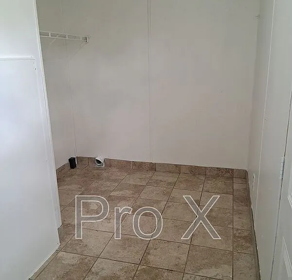 910 Sands Rd — Photo 10