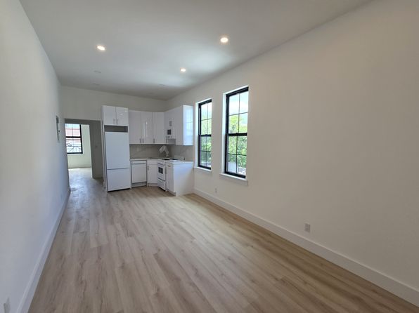 43-18 Broadway #3B