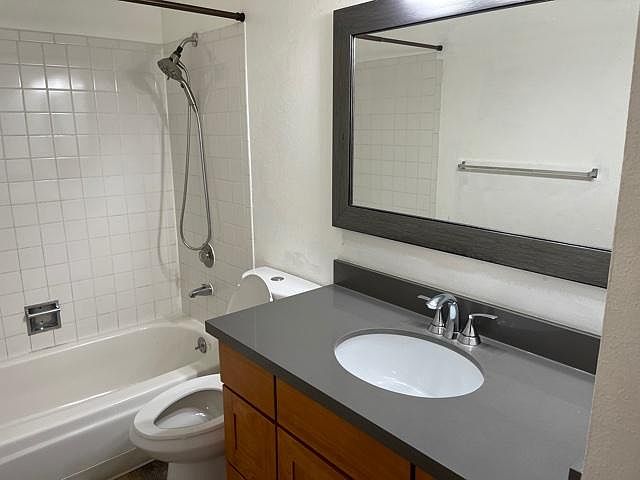 1st image of 426 75th St SE APT 204