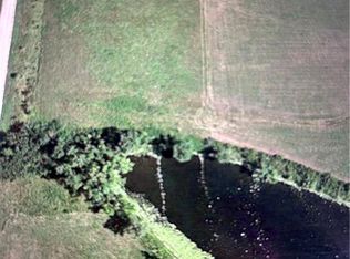 1906 E Jackson Rd, Ottawa, KS 66067