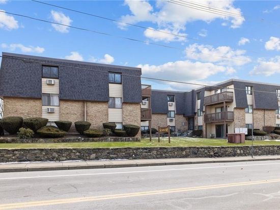 4162 Post Rd APT 9, East Greenwich, RI 02818