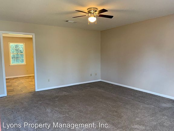 2nd image of 6123 Vinnie Dr APT A