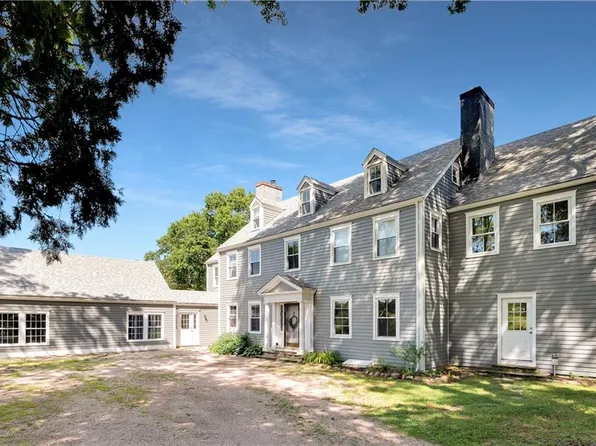 1747 Mooresfield Rd, South Kingstown, RI 02879