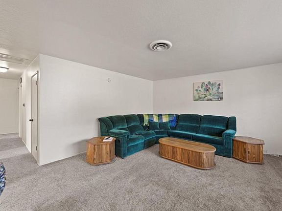 4th image of 5521 Norway Dr