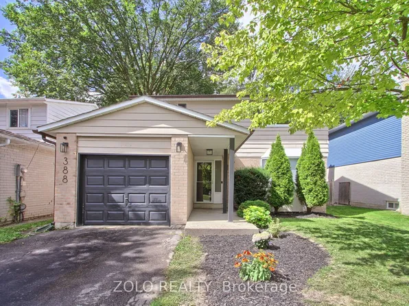 388 Terry Dr, Newmarket, ON L3Y 5E7