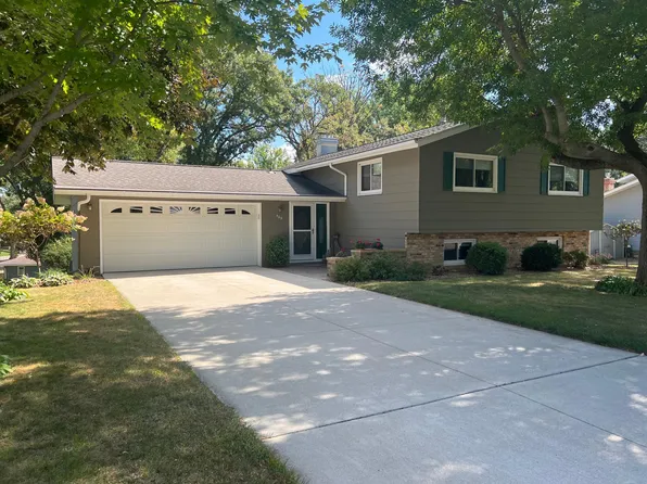 409 Meredith Rd, Albert Lea, MN 56007
