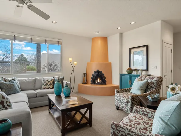 4 Ocotillo Pl, Santa Fe, NM 87508