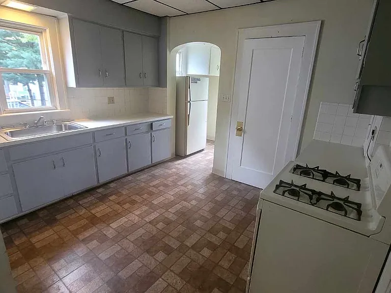 348 Ruckel Rd — Photo 3