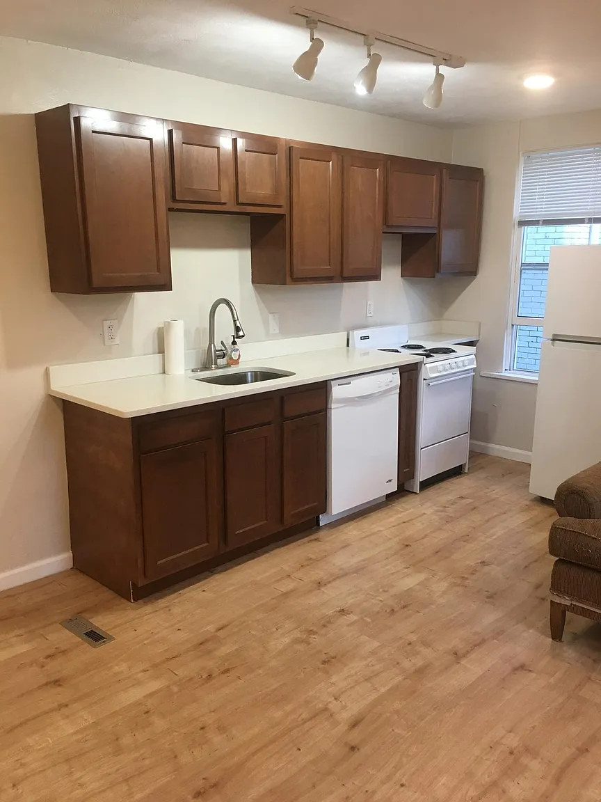 5530 Stanton Ave APT 4 photo 1