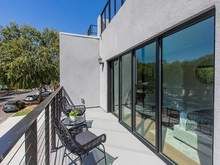 3682 Harriman Ave #1 — Photo 11