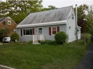 97 Bow St, Manchester, NH 03103