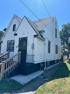 204 Carl St, Buffalo, NY, 14215