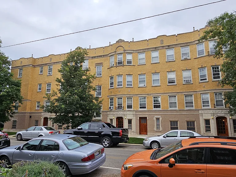 4923 N Rockwell St #1 — Photo 8