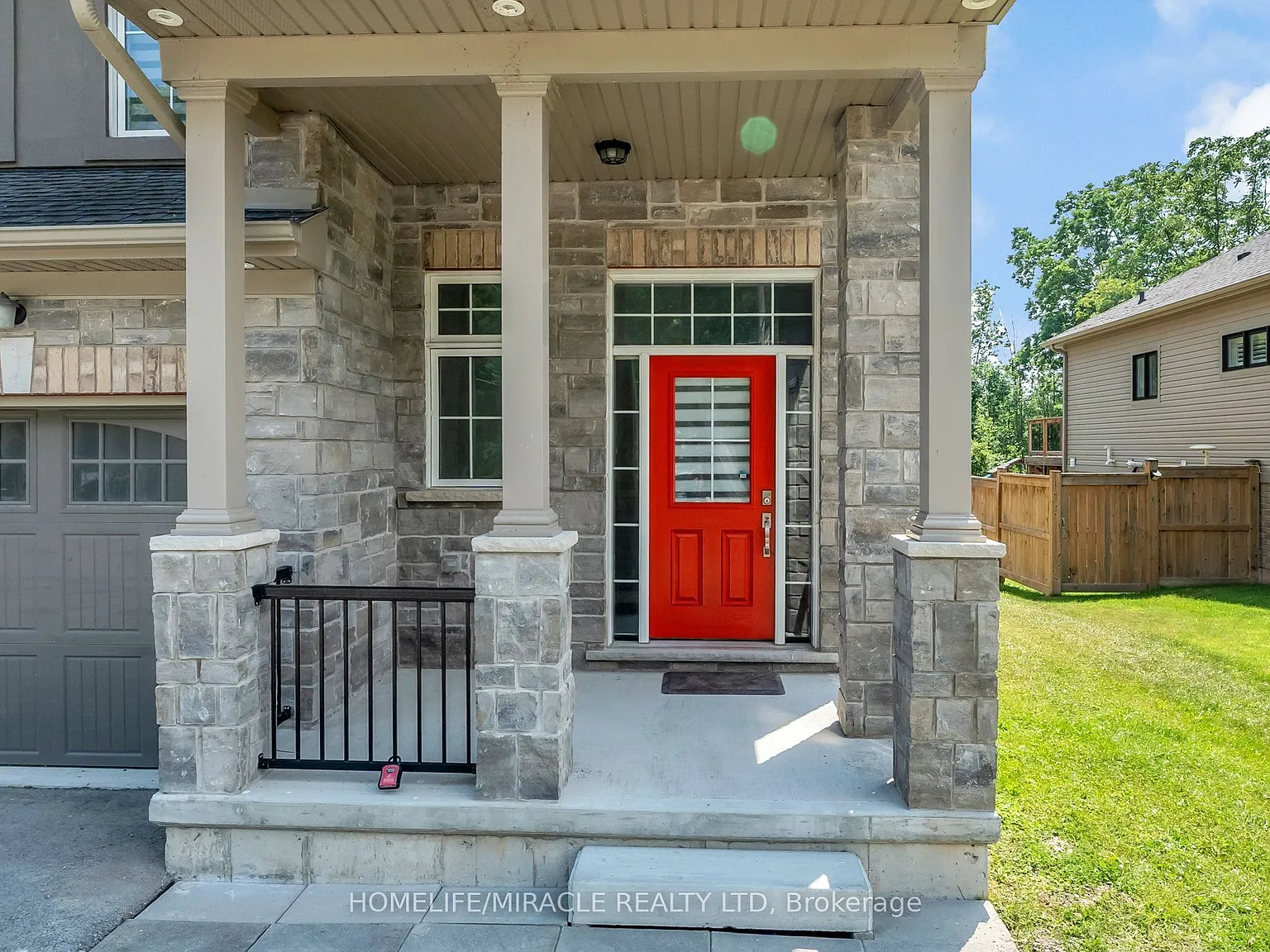 4 bed, $3,200 — Photo 2