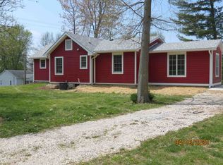 2025 E Alford St, Petersburg, IN 47567