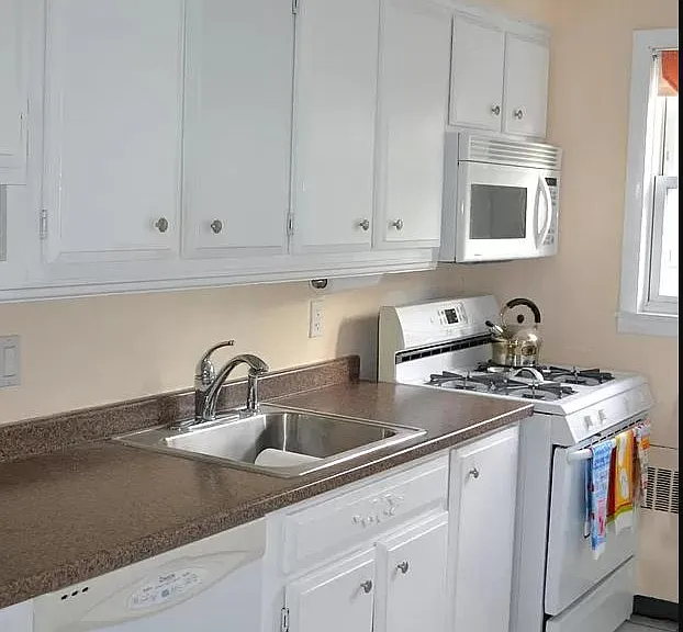 310 Maryland Ave #33B — Photo 4