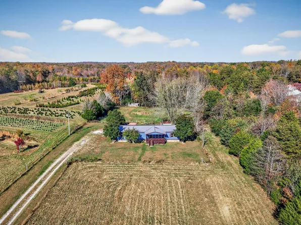 893 Warren County Park Rd, Rock Island, TN 38581