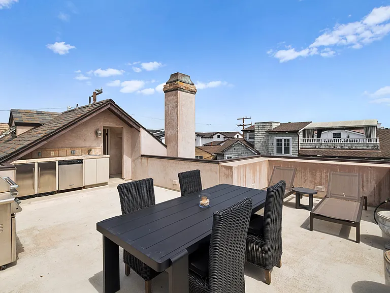 213 Coral Ave — Photo 42