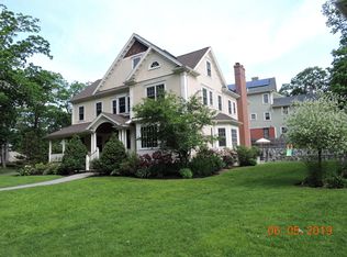 52 N Border Rd, Winchester, MA 01890