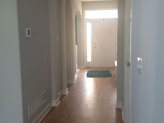 view of wide open entry