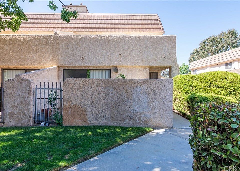1st image of 433 W Avenue J5 Unit 11