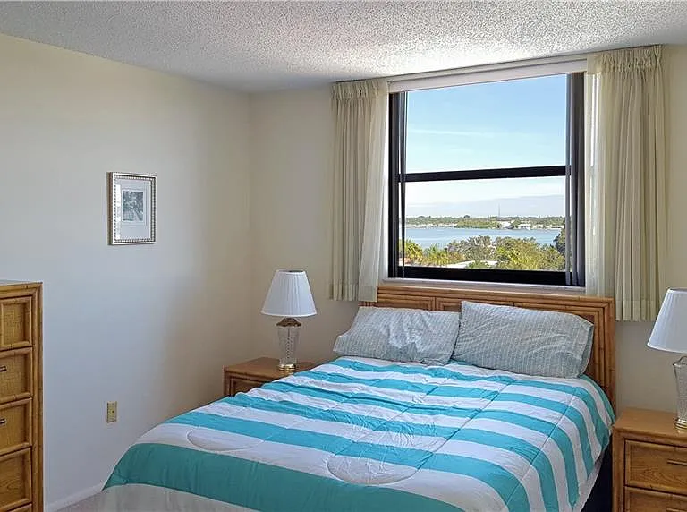 15316 Gulf Blvd #604 — Photo 16