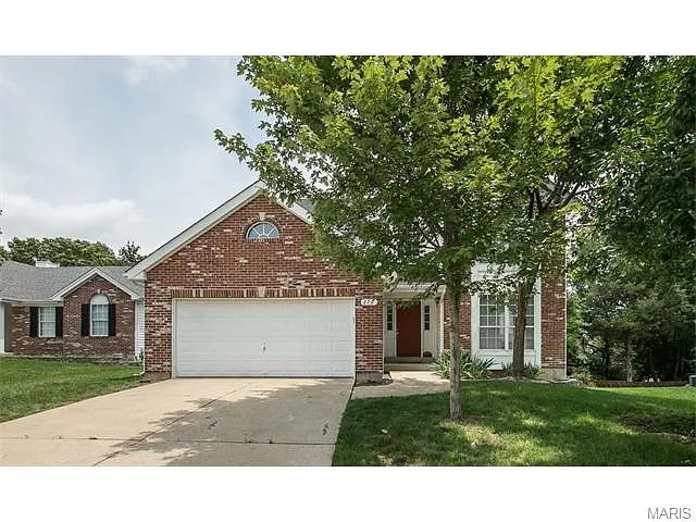 270 Jacob Ln photo 1