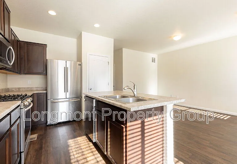 1518 Sepia Ave — Photo 7