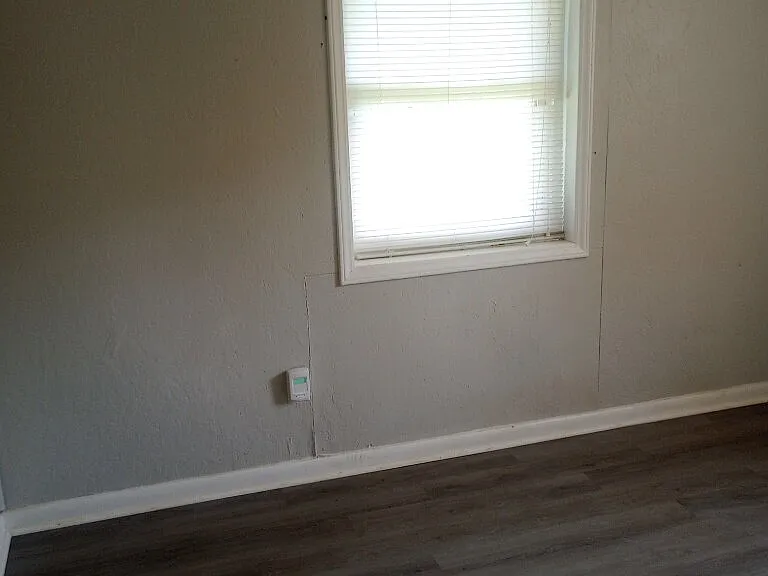 55 Oak St — Photo 11