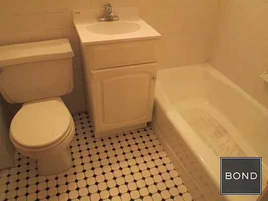 Rented by Bond New York | media 12