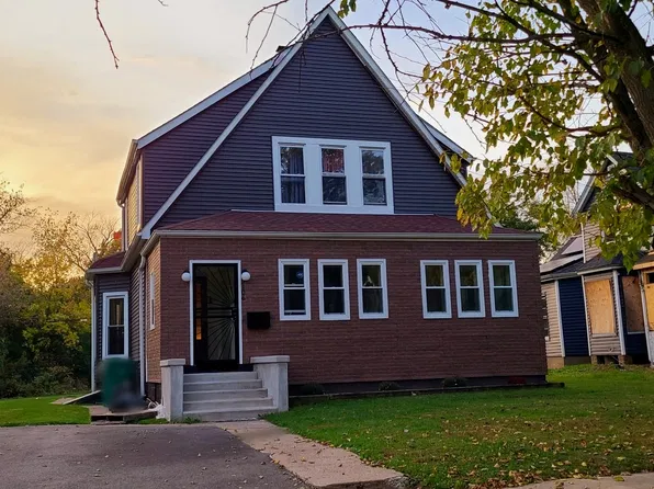 3106 Ezekiel Ave, Zion, IL 60099