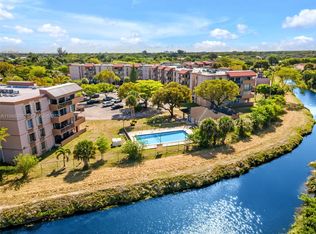 Miller Gardens Condo, Miami, FL 33183