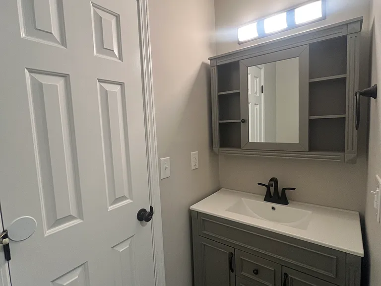 19 Somersett Dr — Photo 2