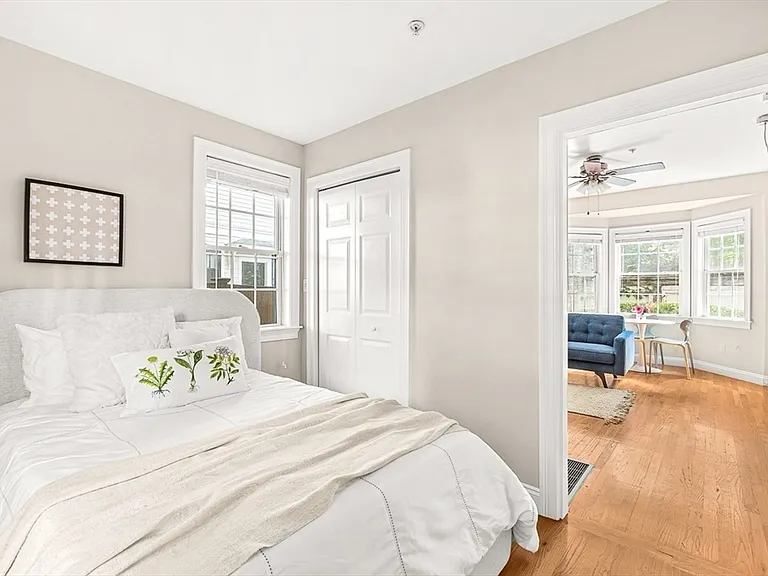 749 Somerville Ave #1 — Photo 10