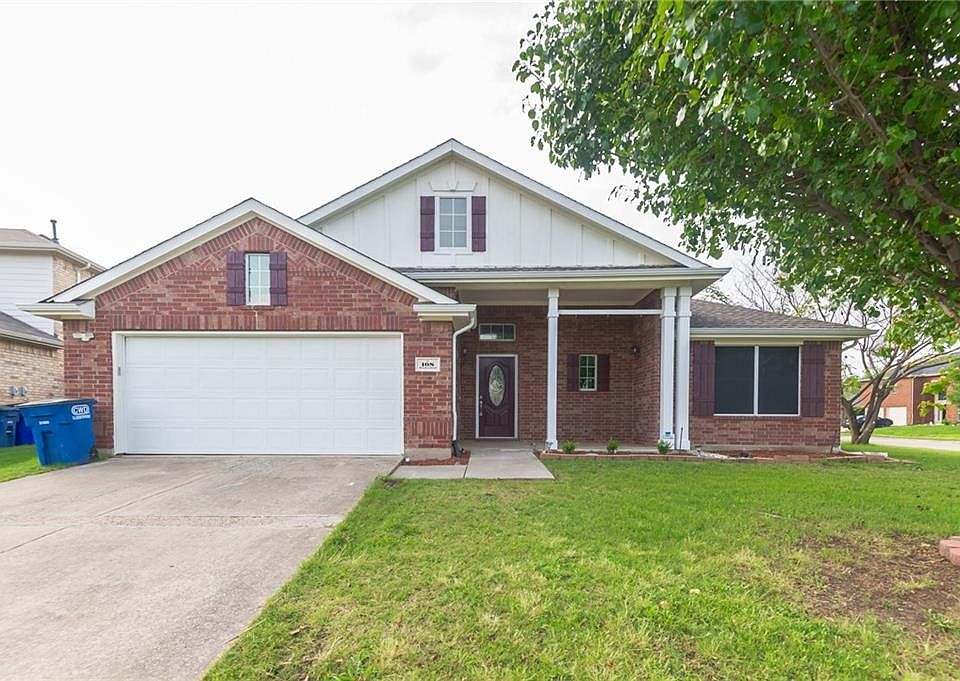 1st image of 108 Meadow Bend Trl