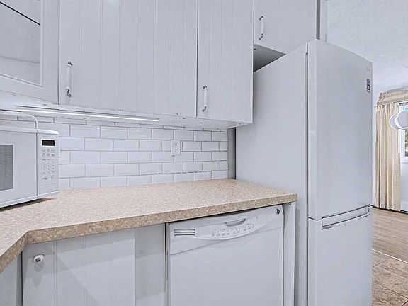 4th image of 5601 W Dalton Dr NW #402C