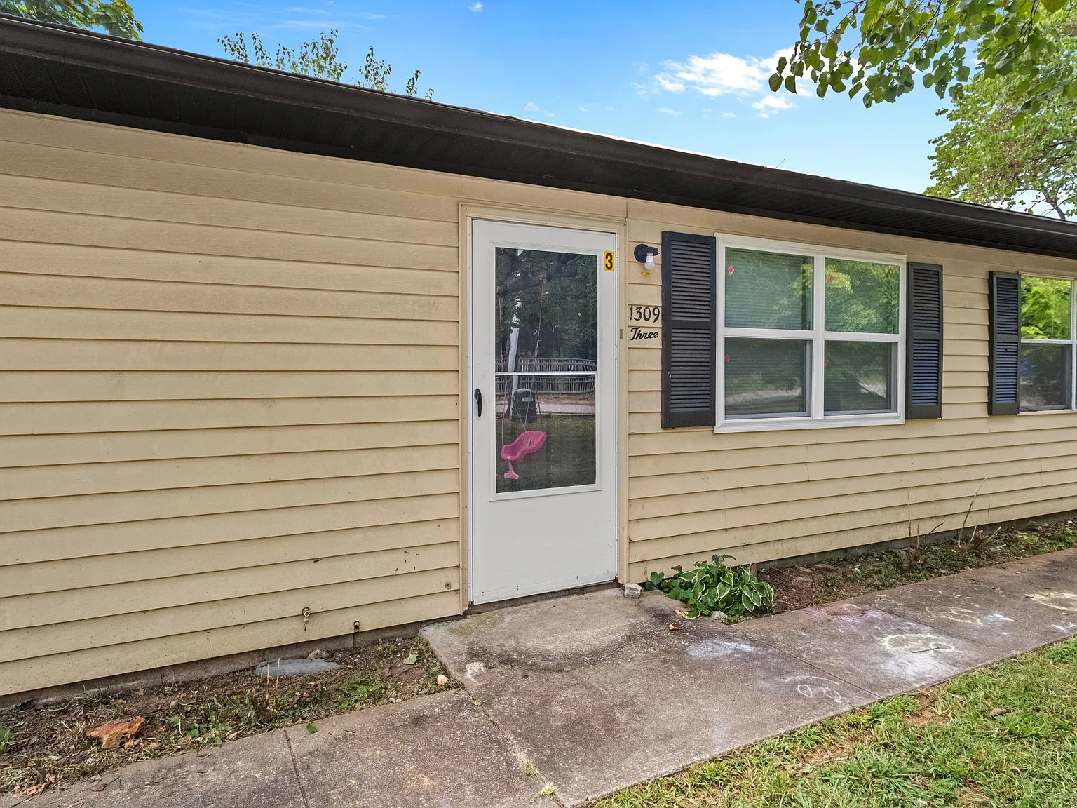 1309 South Washington Avenue - 2 — Photo 2