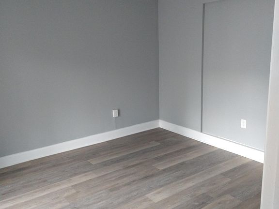 2nd image of 3407 Saint Ambrose Ave #6ROOMS