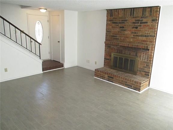 3rd image of 2956 Canis Cir