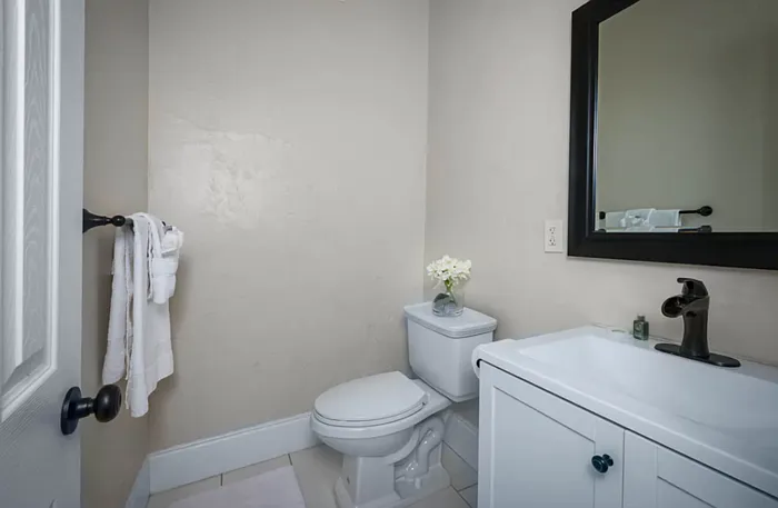 1514 W Windsor Ave #W — Photo 25
