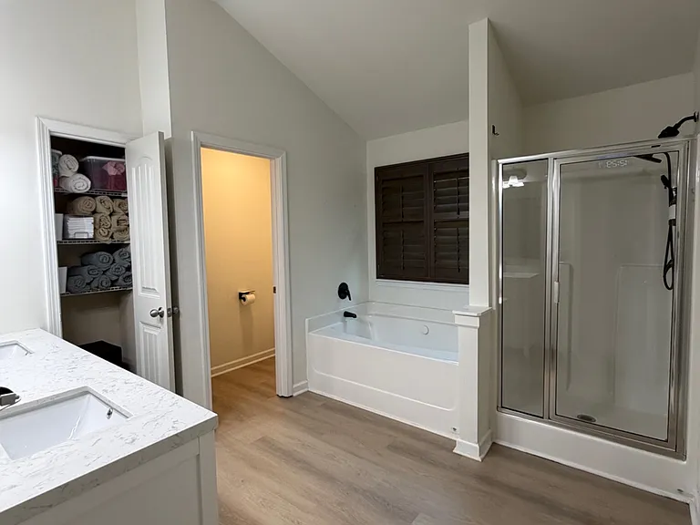 838 Pine Ln — Photo 26