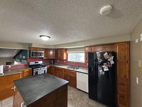 5th image of 509 9th St