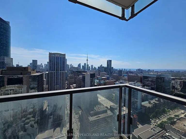 38 Grenville St #4103 — Photo 11