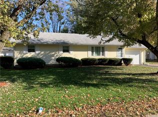 319 S Brown St, Kansas, IL 61933