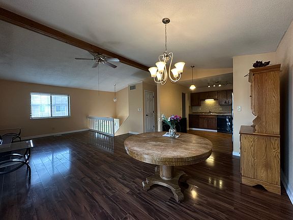 3rd image of 31310 Stillmeadow Dr