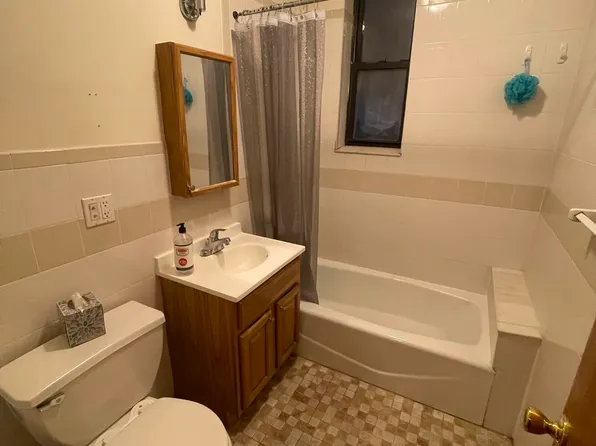 24-60 27th Street image 6 of 10